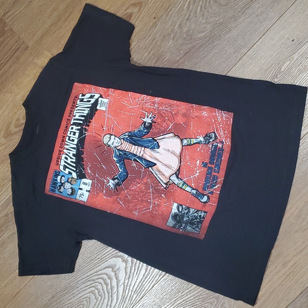 STRANGER THINGS tshirt.   #4814